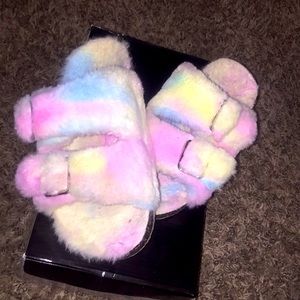 fluffy sandals.